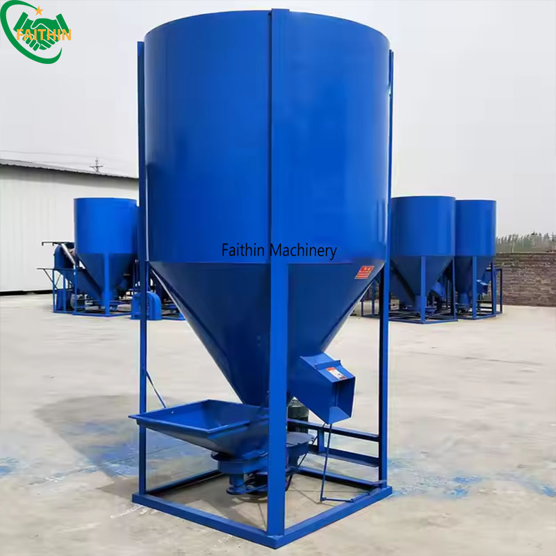 Low Cost Small Animal Feed Mill Mixer Grains Vertical Type Poultry Livestock Grinder And Mixer 